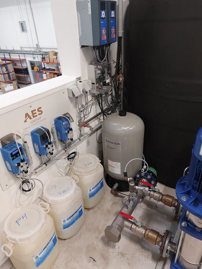 Sistema Refrigeração e tratamento Aguas Bombas Doseadoras