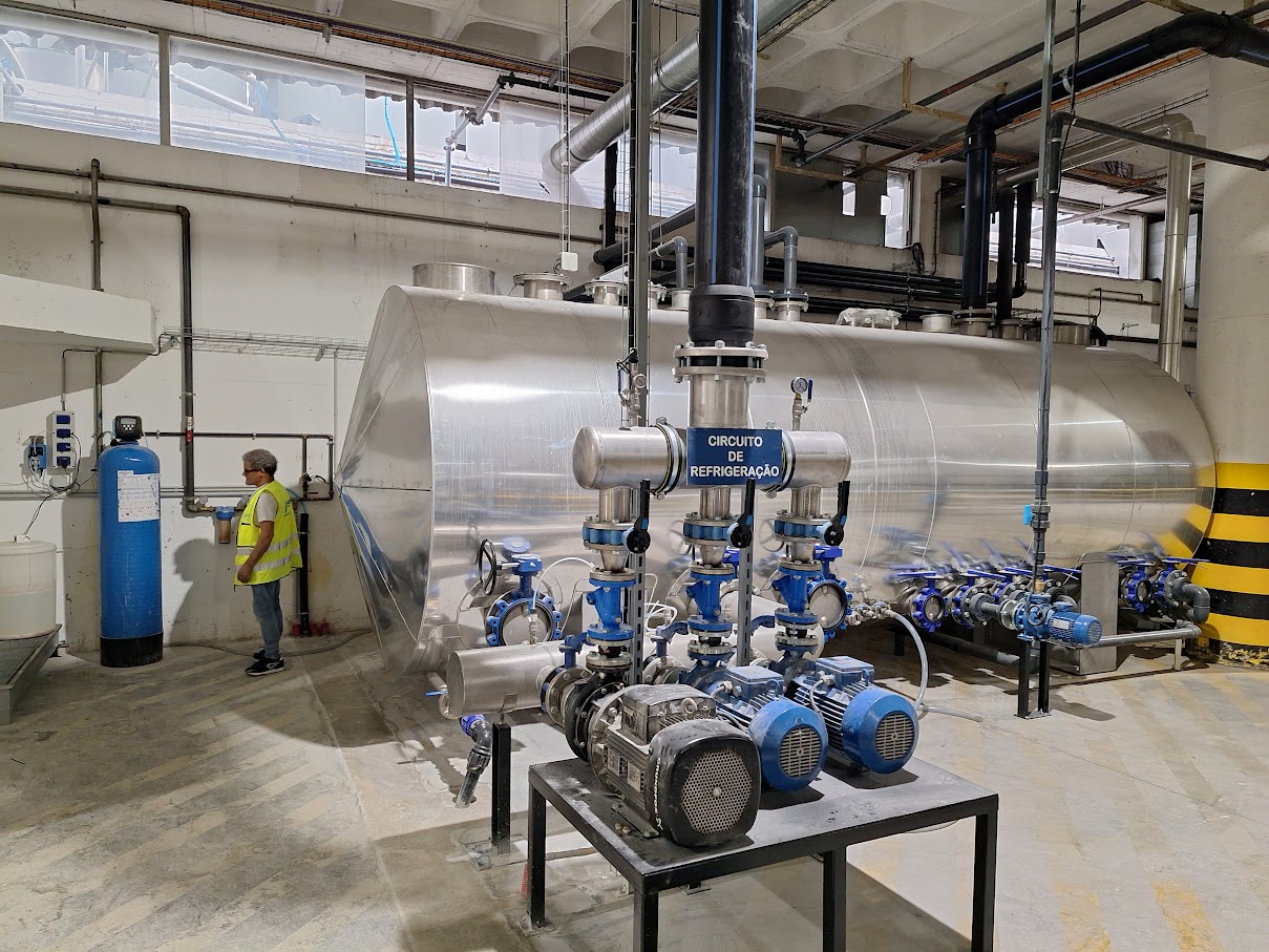 Depostio 30 m3 - Sistema Refrigeração e Tratamento Aguas AutomaticoUnidade Fabril